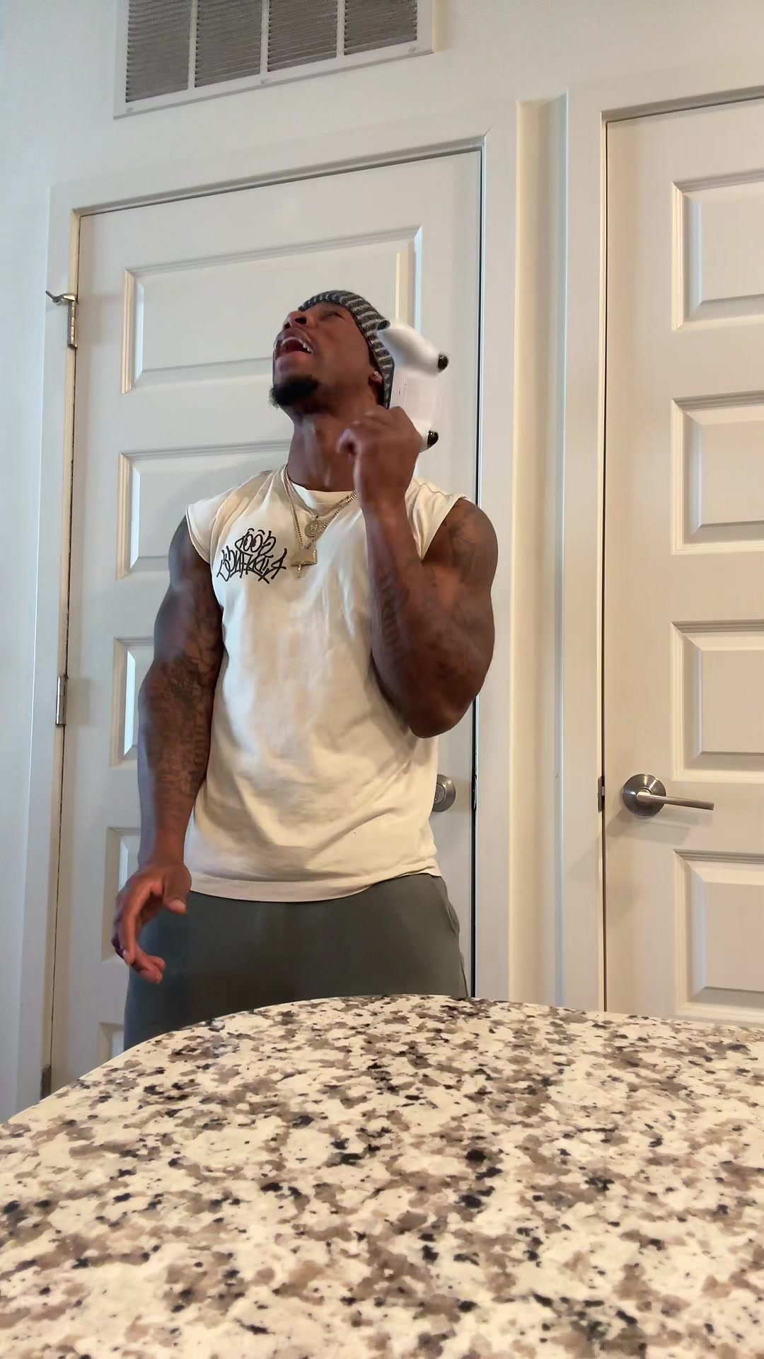 @callme_shaqqq