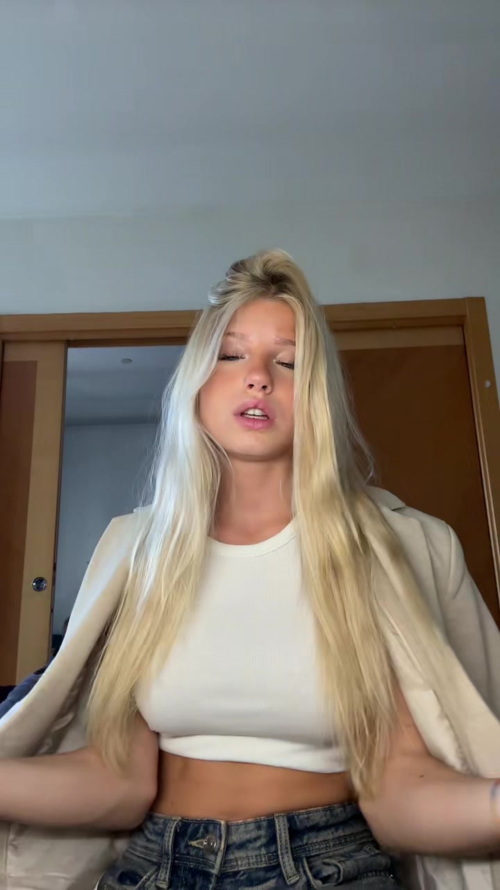 @vi