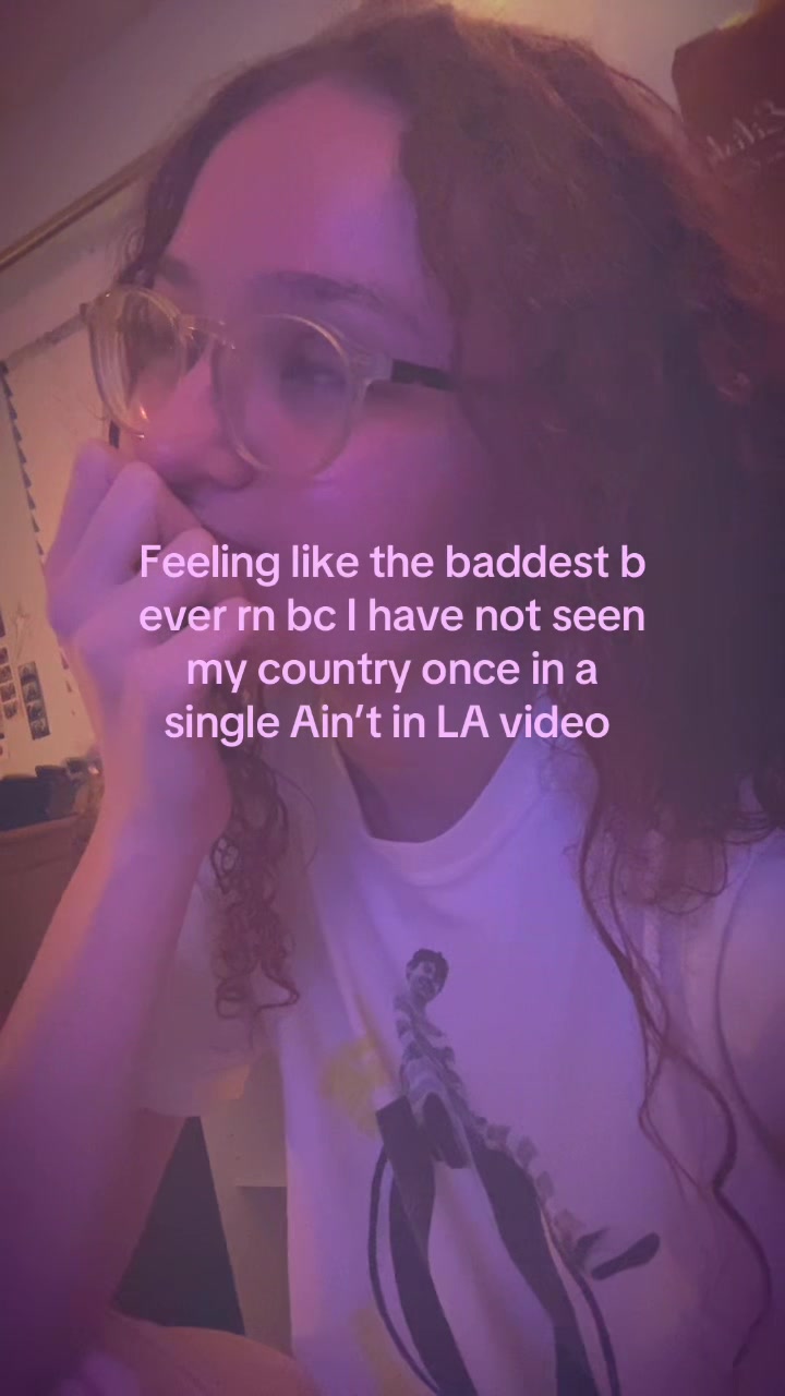 @Emilee ✧𐬺𐬿