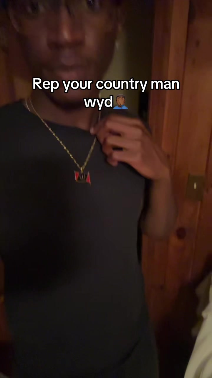 @nelaFinds