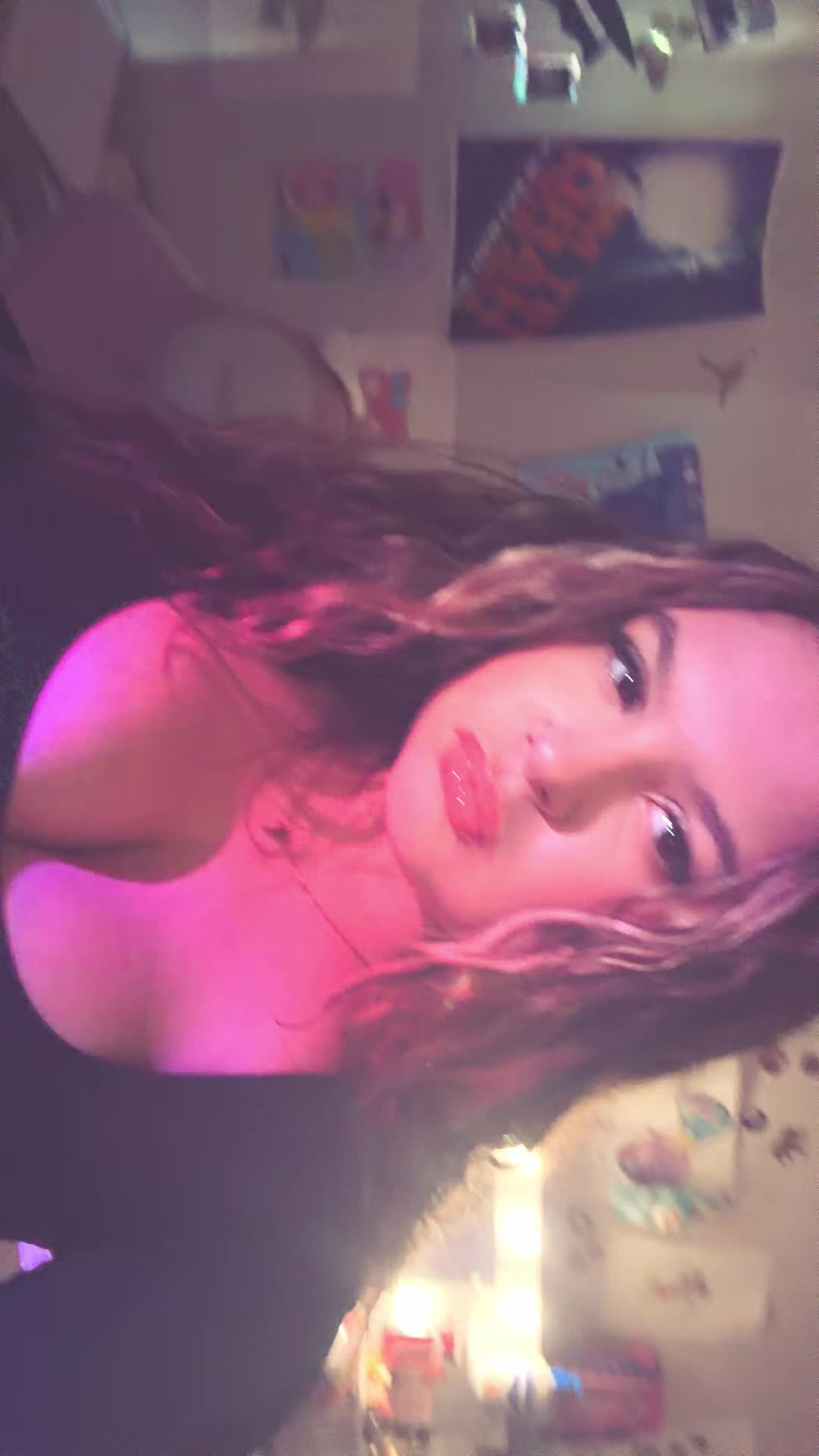 @Raelynnnnnn 💋🙈🌺