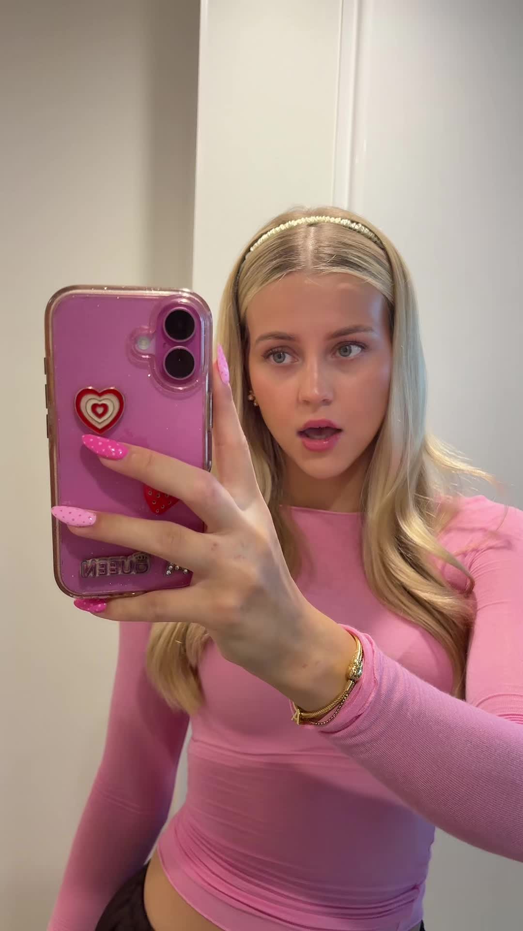 @ANNI VUORI👸🏼💅