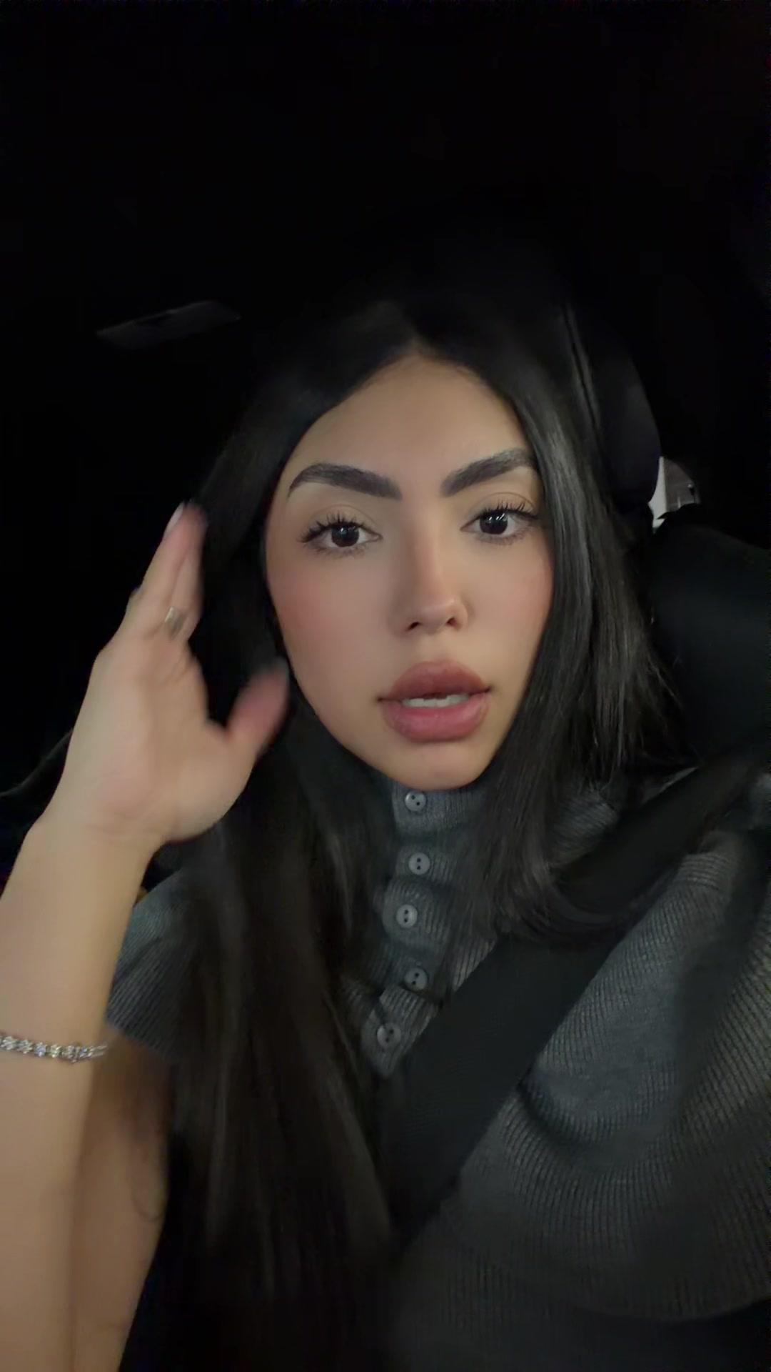 @Yasmiino_