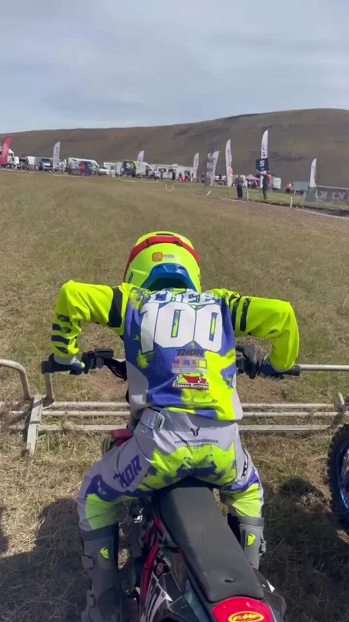 @mx_myles