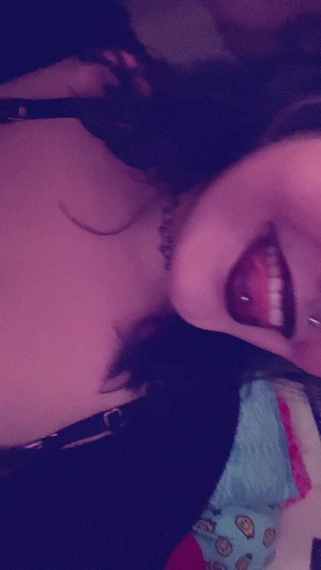 @T