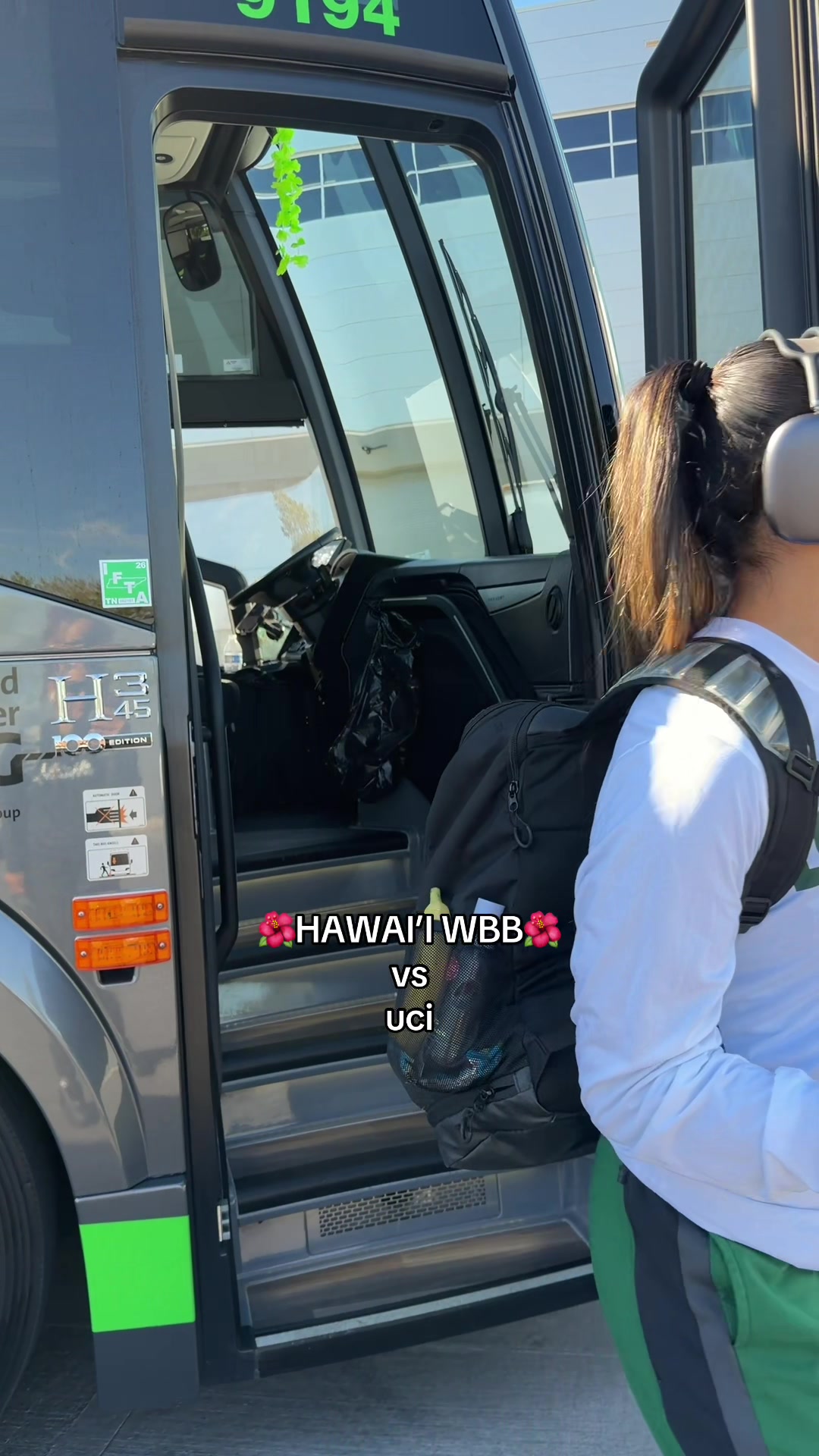 @Hawai’i | Moms in Sports