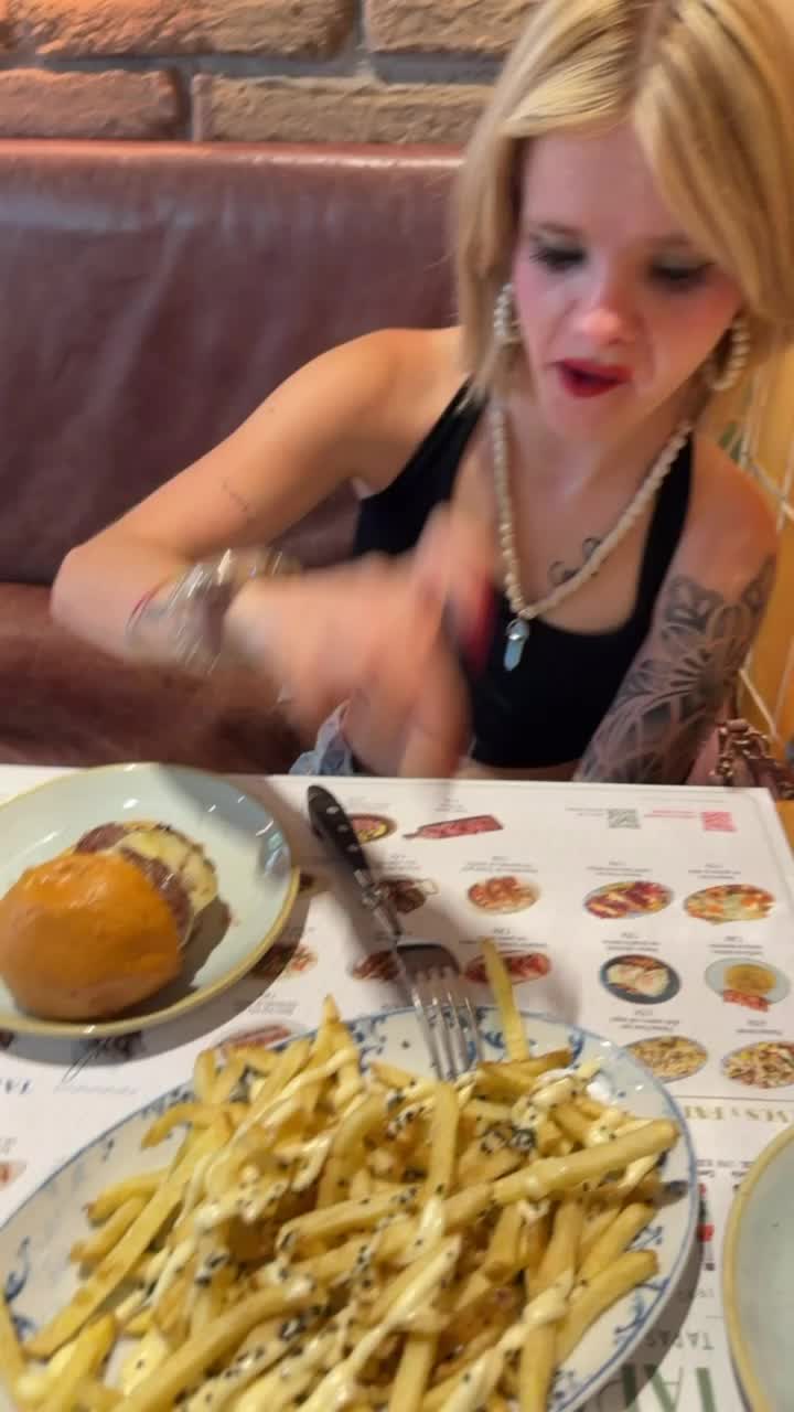 @Ñicofenoy