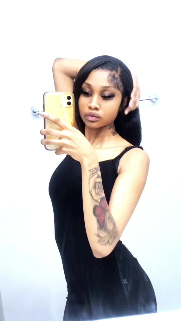@D0llface💋