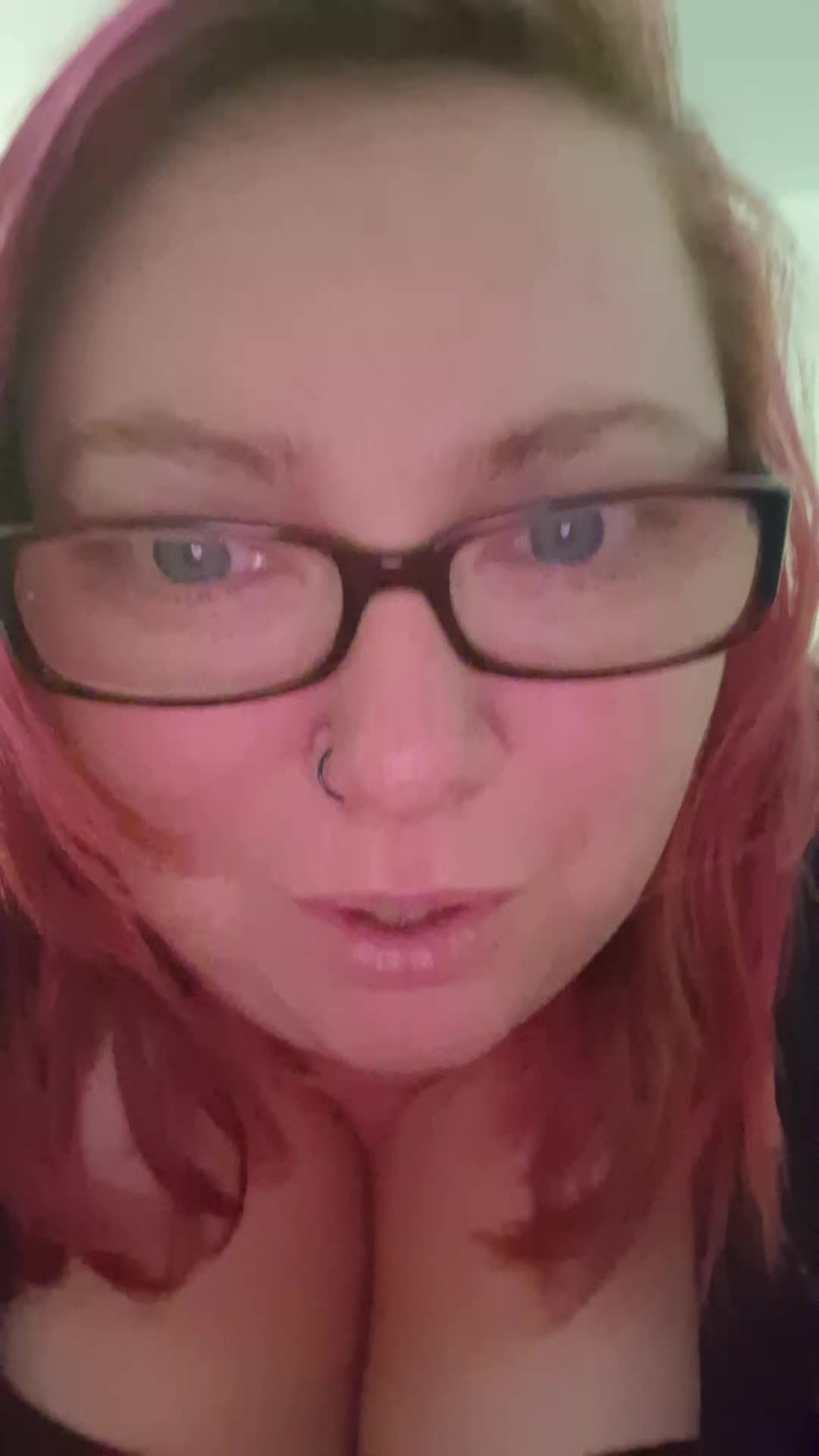 @queenpinkie