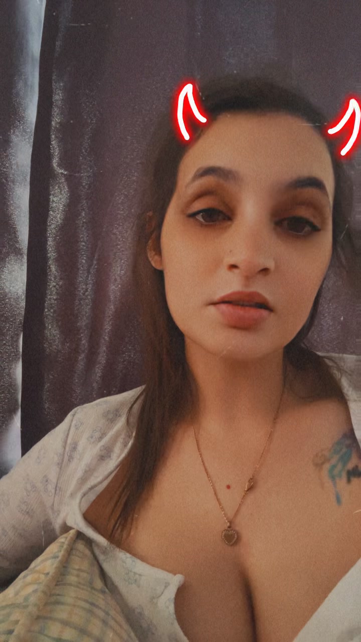 @Lil shadow 🥀🖤💋🖕🏻