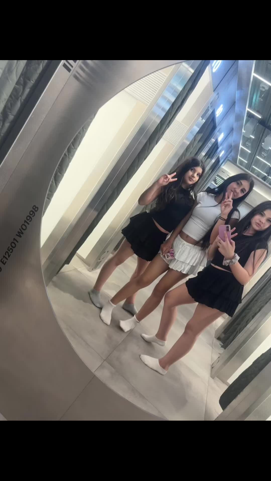 @Eriii_15