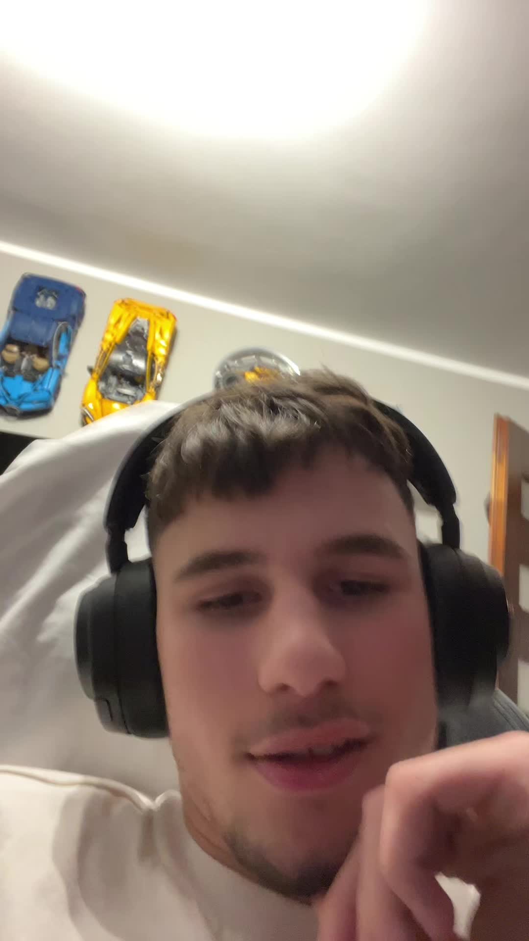 @WWsAvH