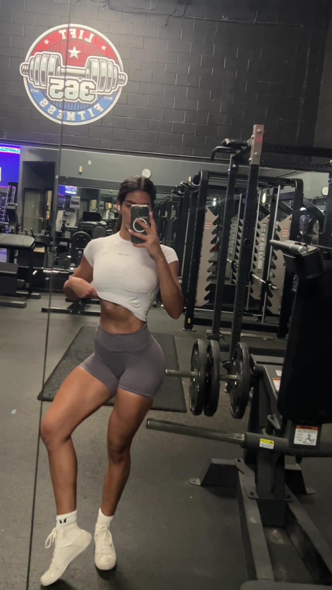 @zeynah🪽