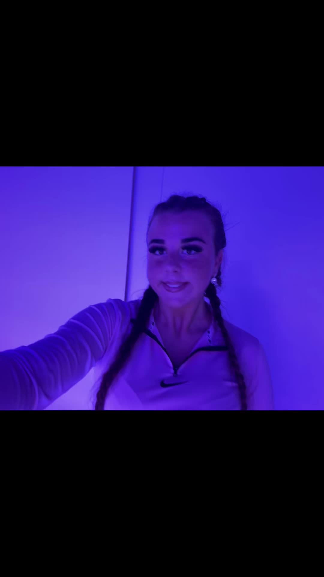 @𝐶𝑖𝑛𝑑𝑦𝑎𝑛𝑛𝑎𝐽𝑜𝑦𝑐𝑒