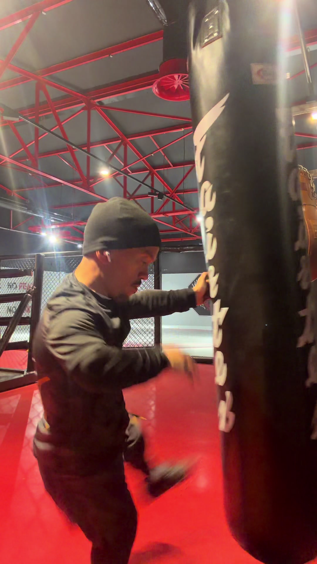 @Mini 🥊