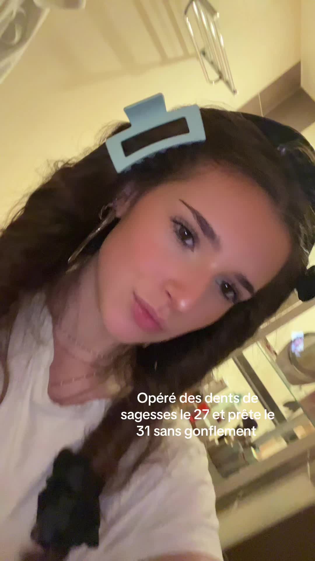 @シシ