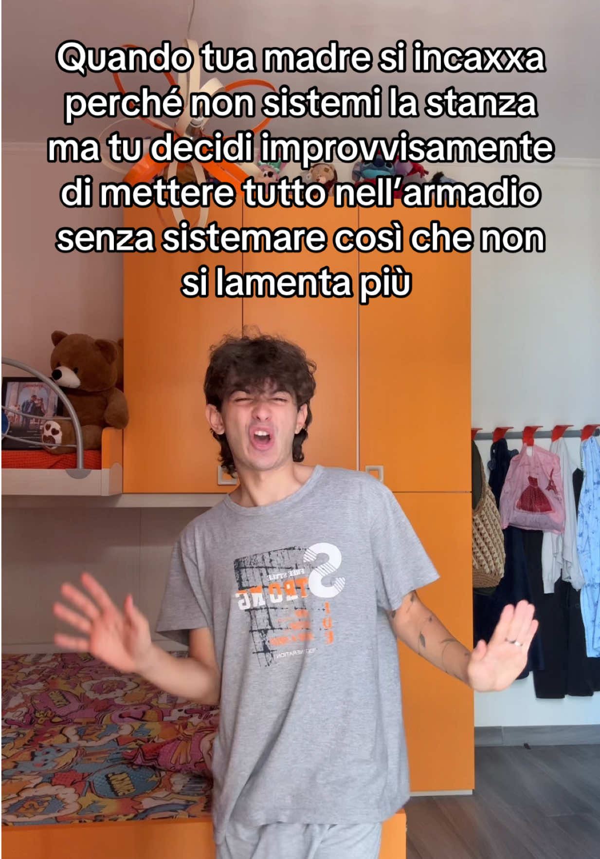 @👋🏼🤗
