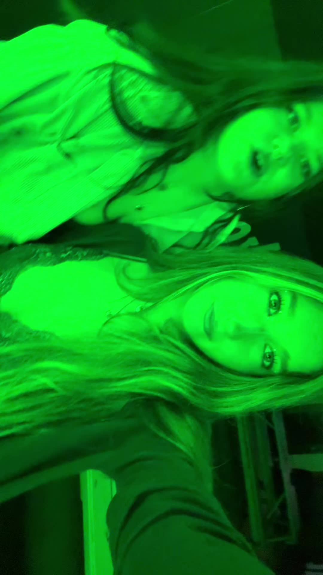 @elena🧞♀️