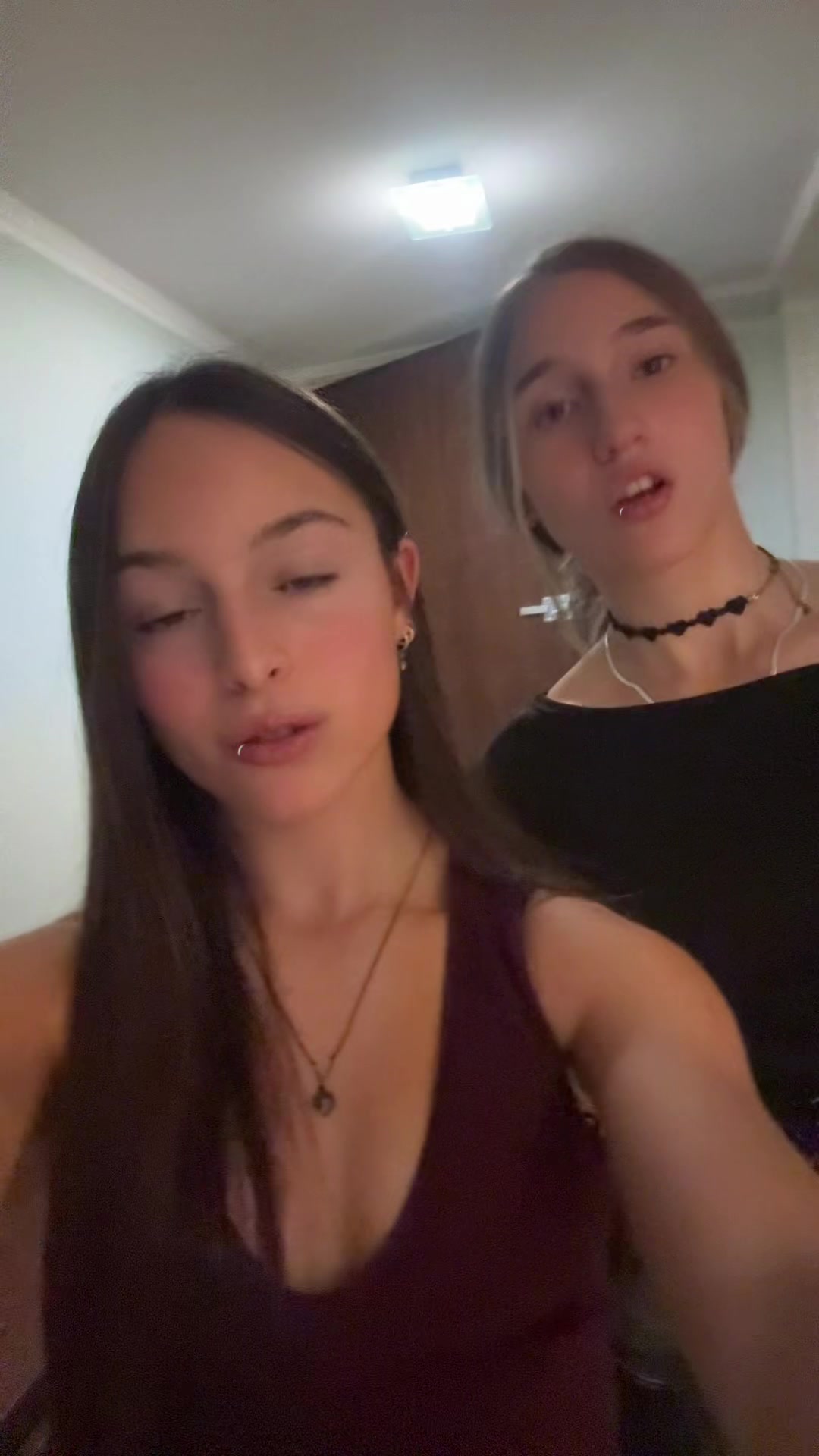 @gi