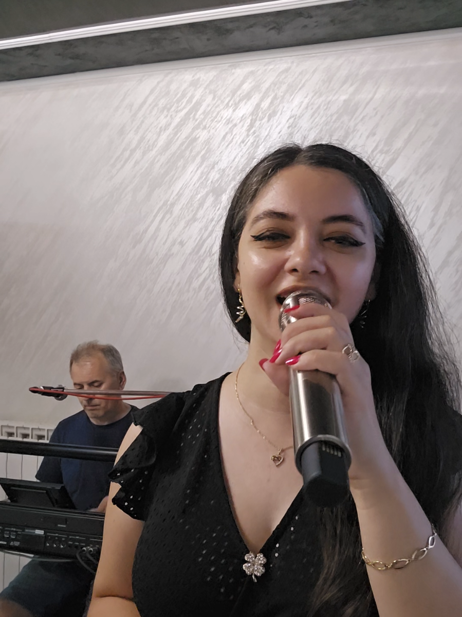@Angela Gheonea