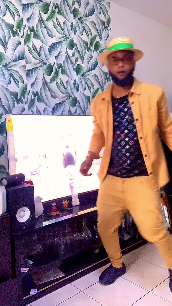 @DADY kARA💫🦅