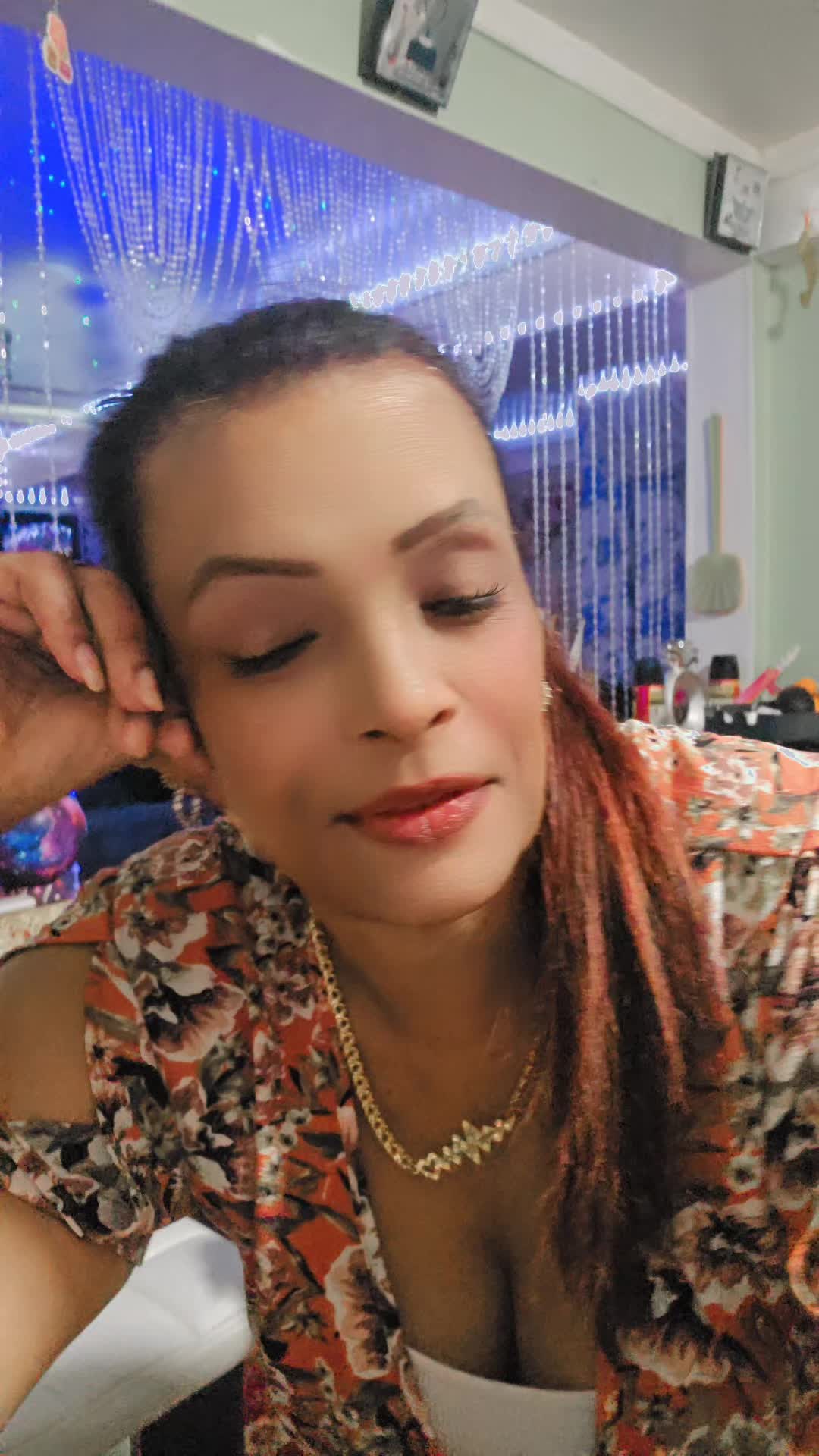 @Bibi Ali