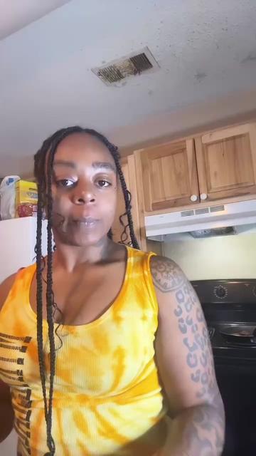 @ShaylaWaylaContentCreator