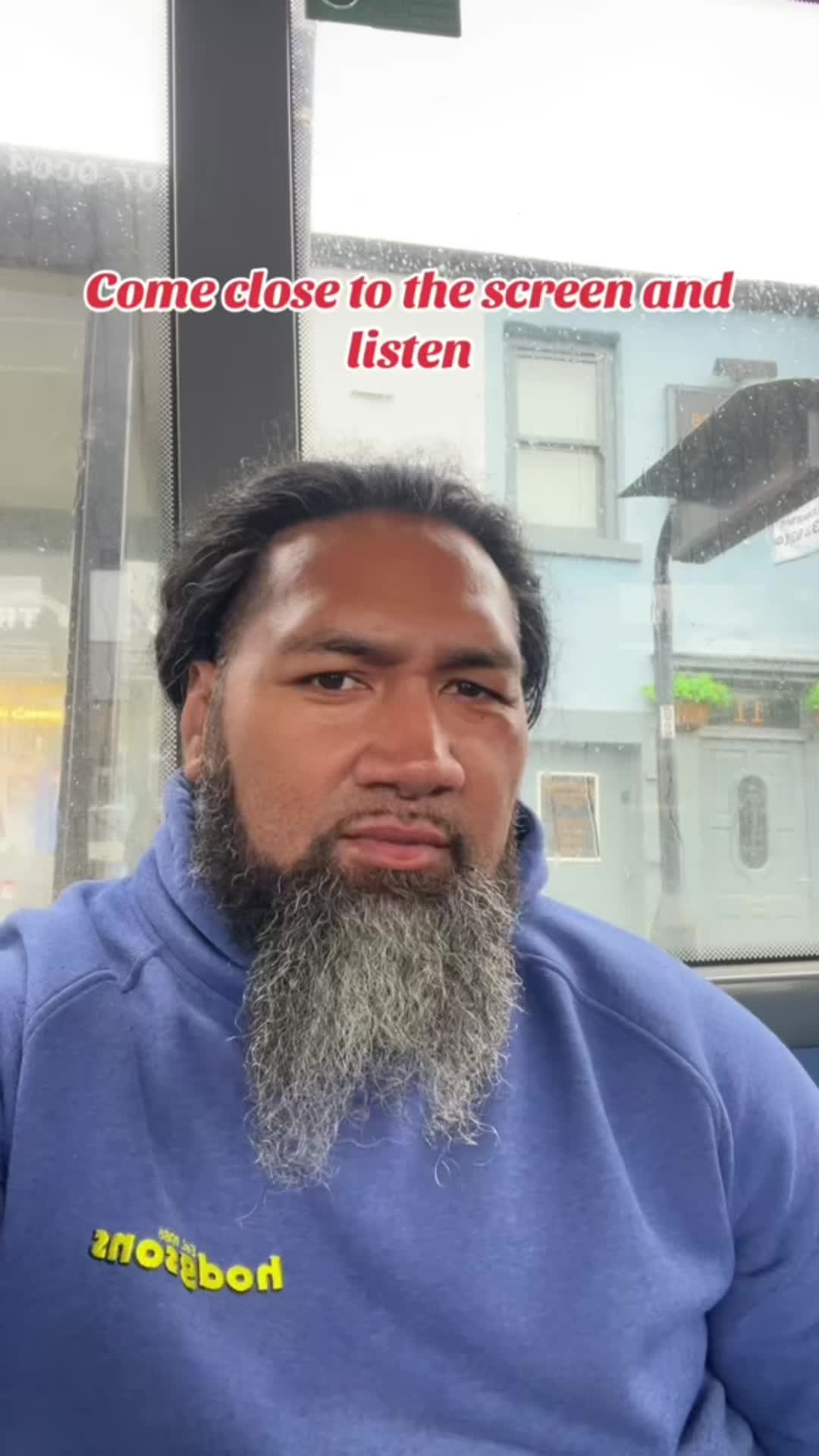 @Dancing Bus Driver 🇹🇴❤️💛🖤