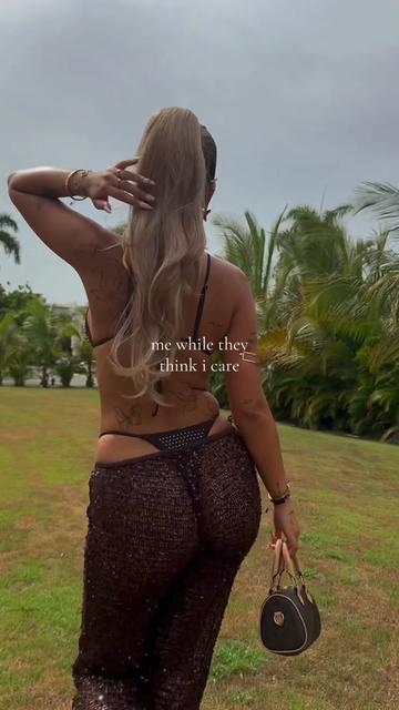 @laura moradi
