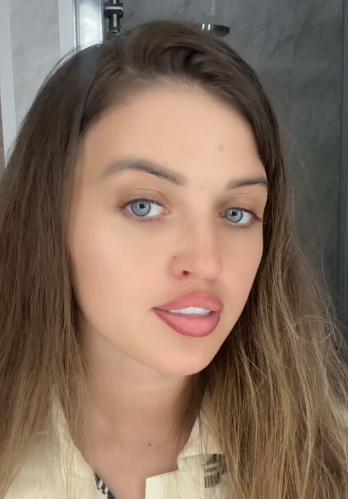 @Kathleenxrooney on insta 🧡🍒
