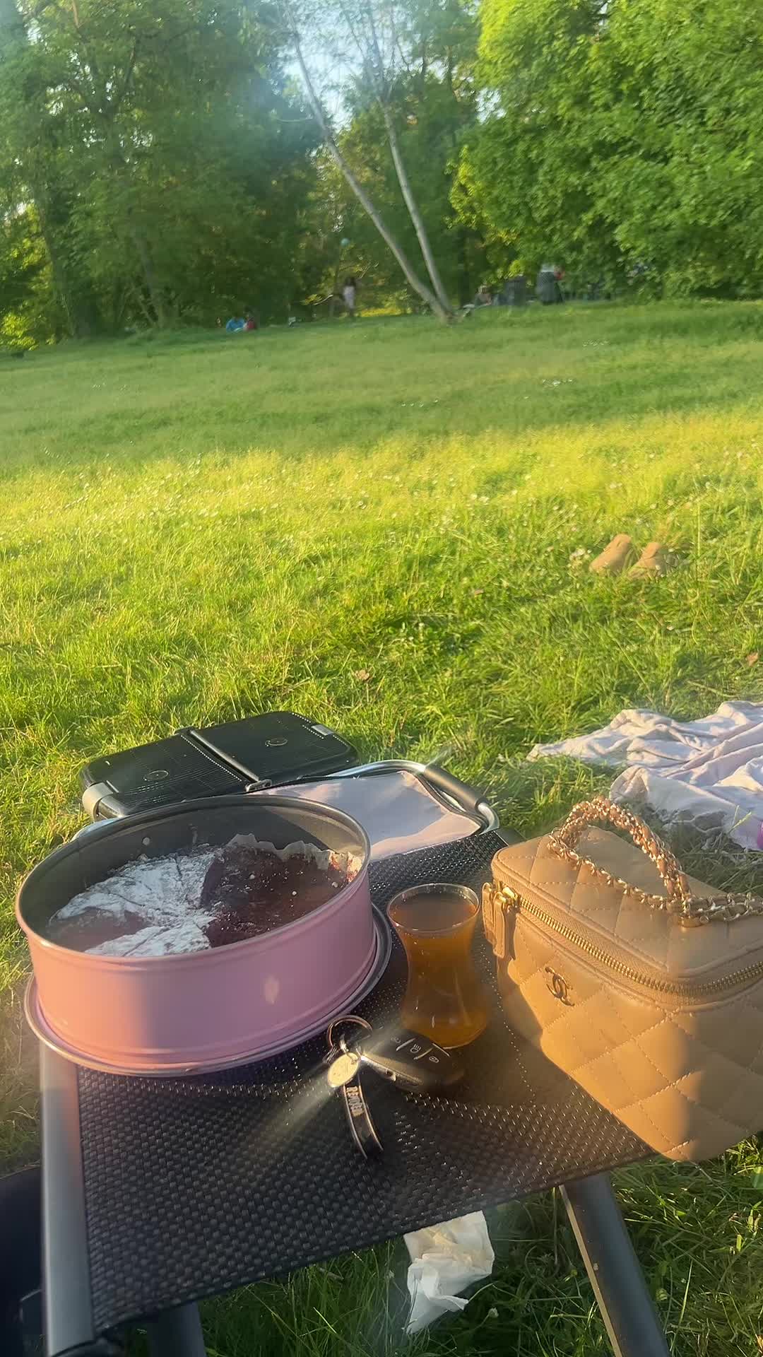 @Inayaaa___