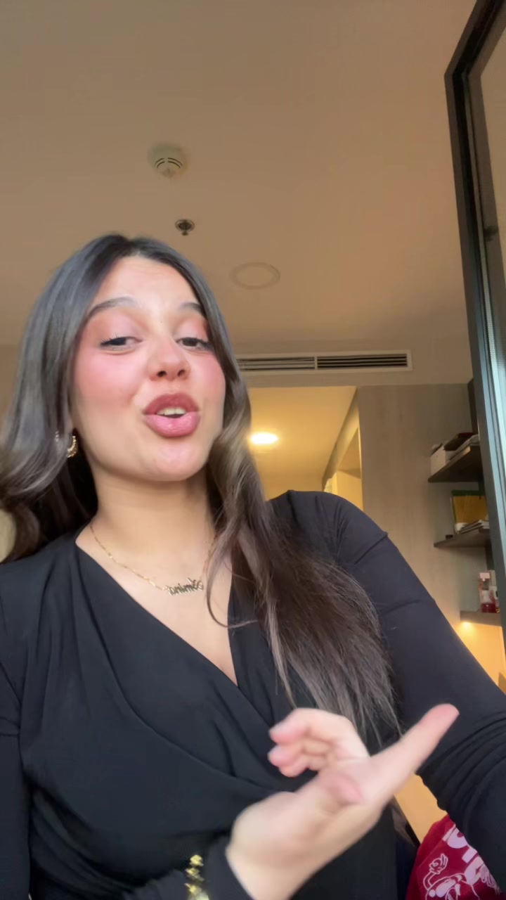 @amina🧃