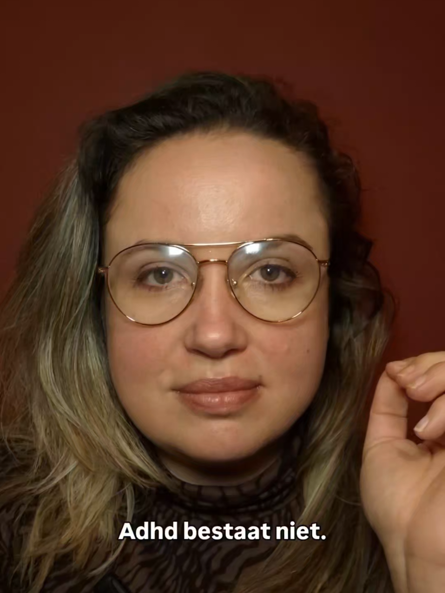 @Elvira Semovic | Comedian