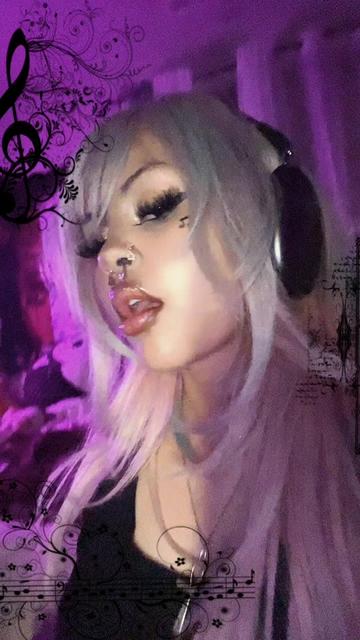 @🪷Lia🍯