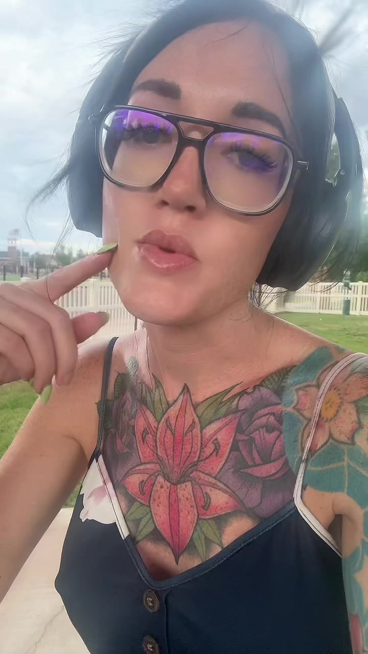 @Jenni