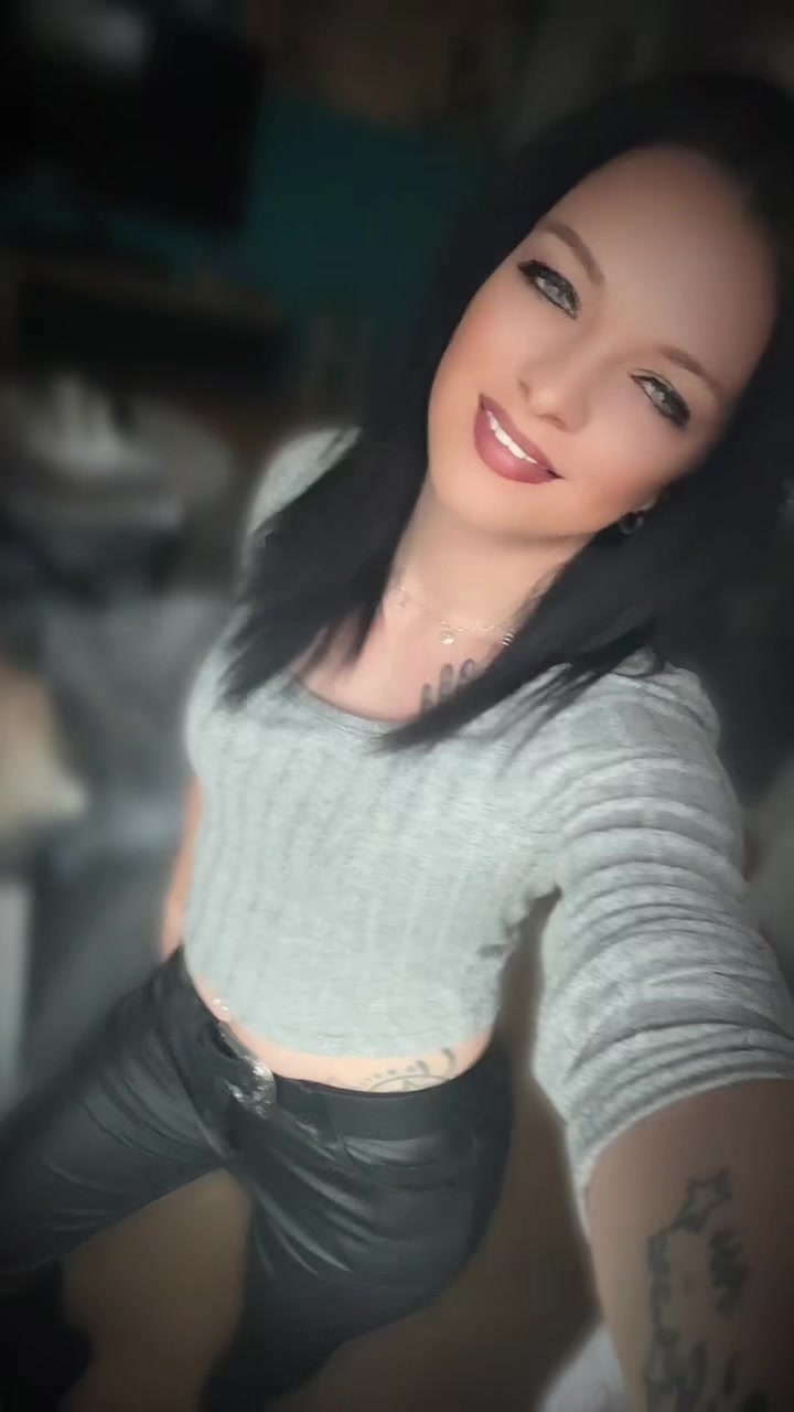 @Jennifer Cherry-Lynn🖤