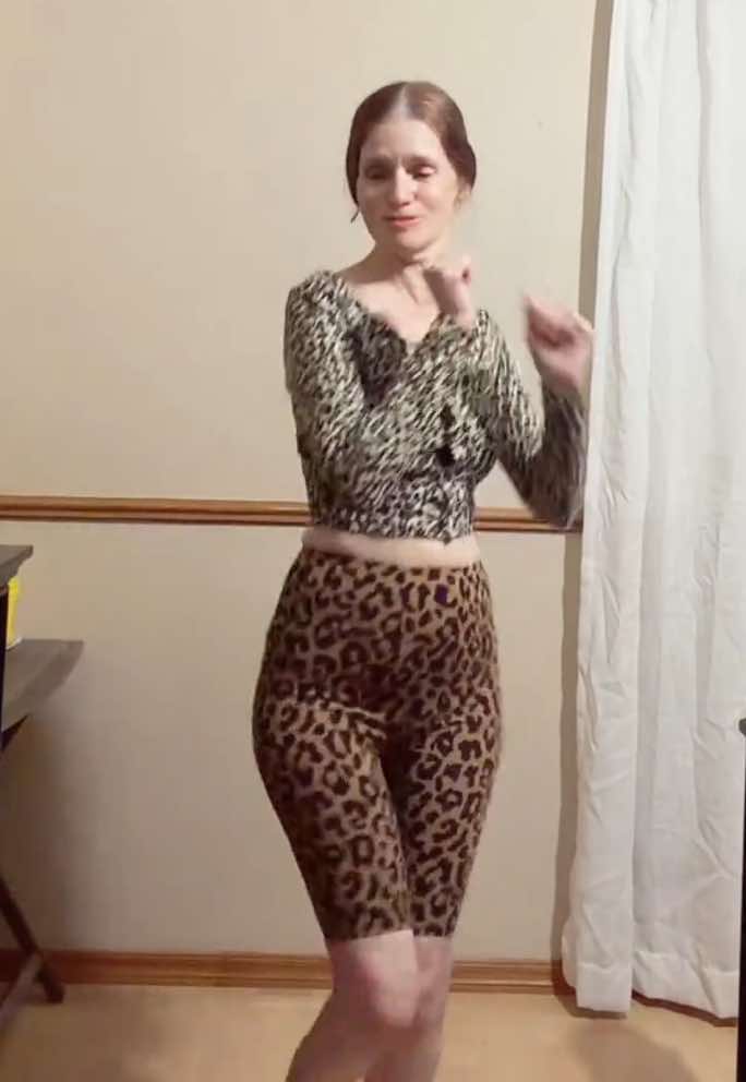 @llaremyyy24🧚🏻&zwj;♀️🐛🇨🇺dance