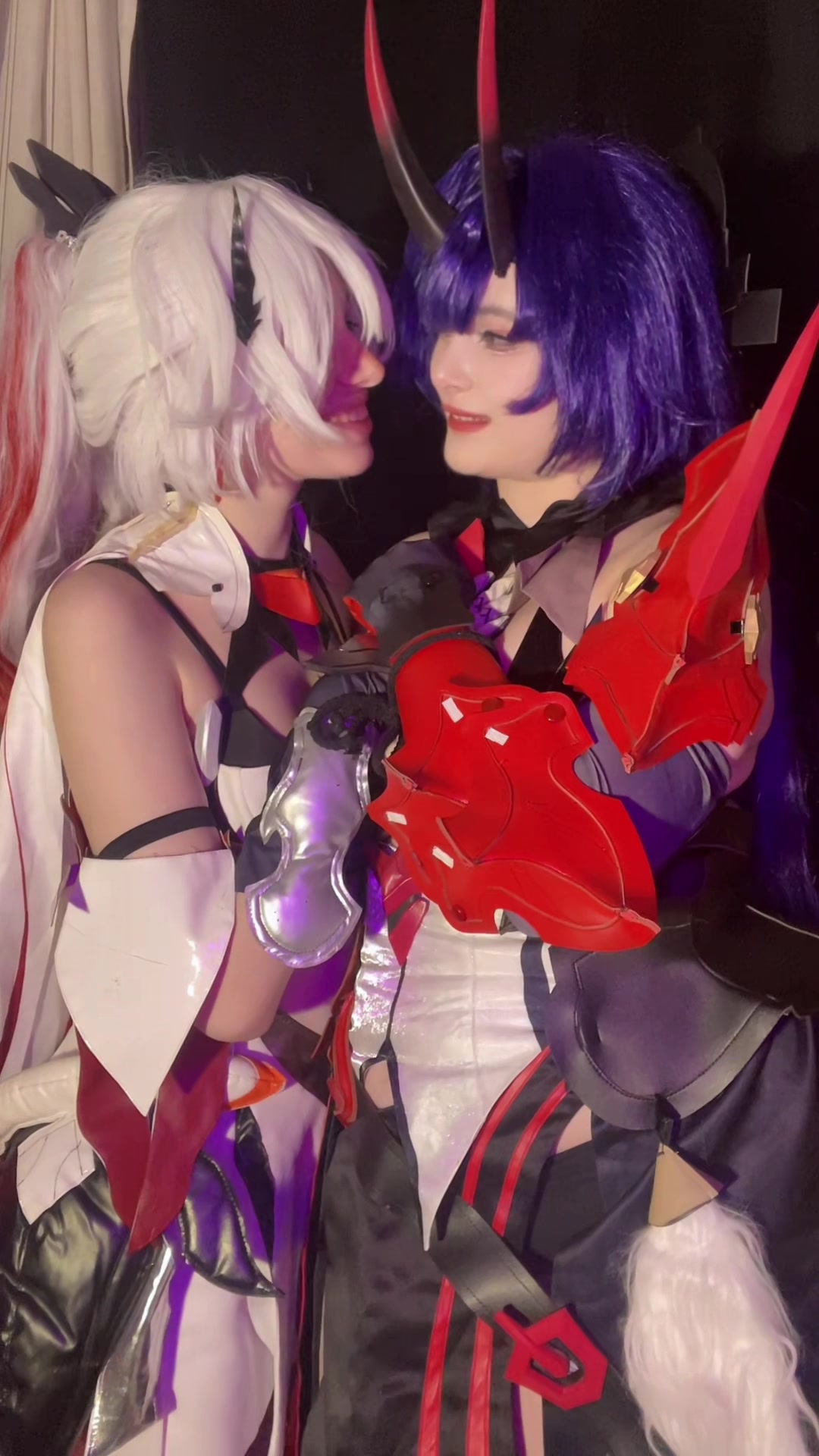 @alexia 🐈⬛🧡