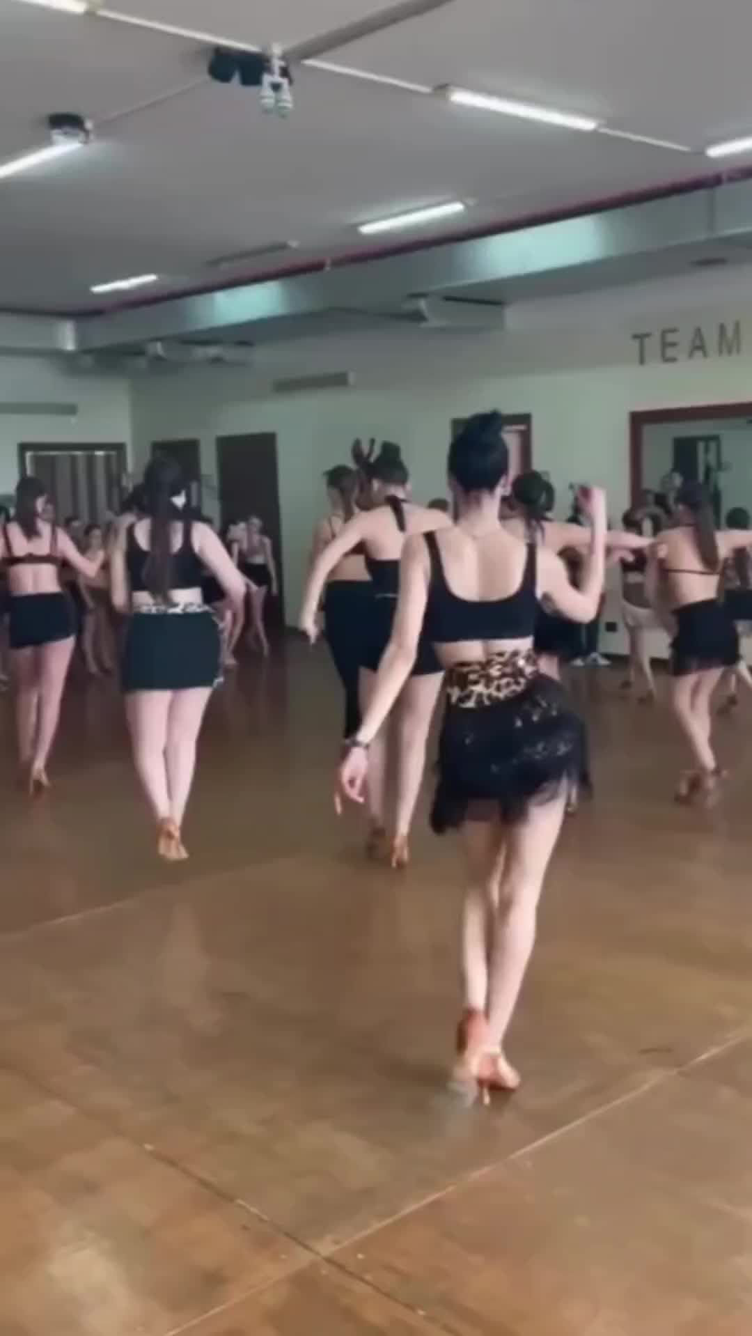 @༺𝕄𝕖𝕝𝕚𝕤𝕤𝕒༻