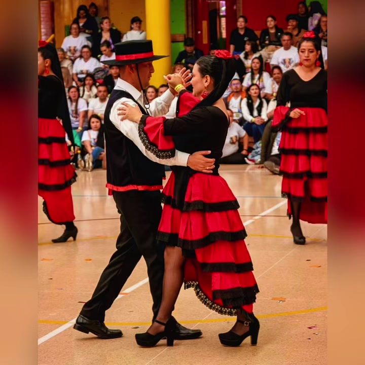 @mascarada_vestuario