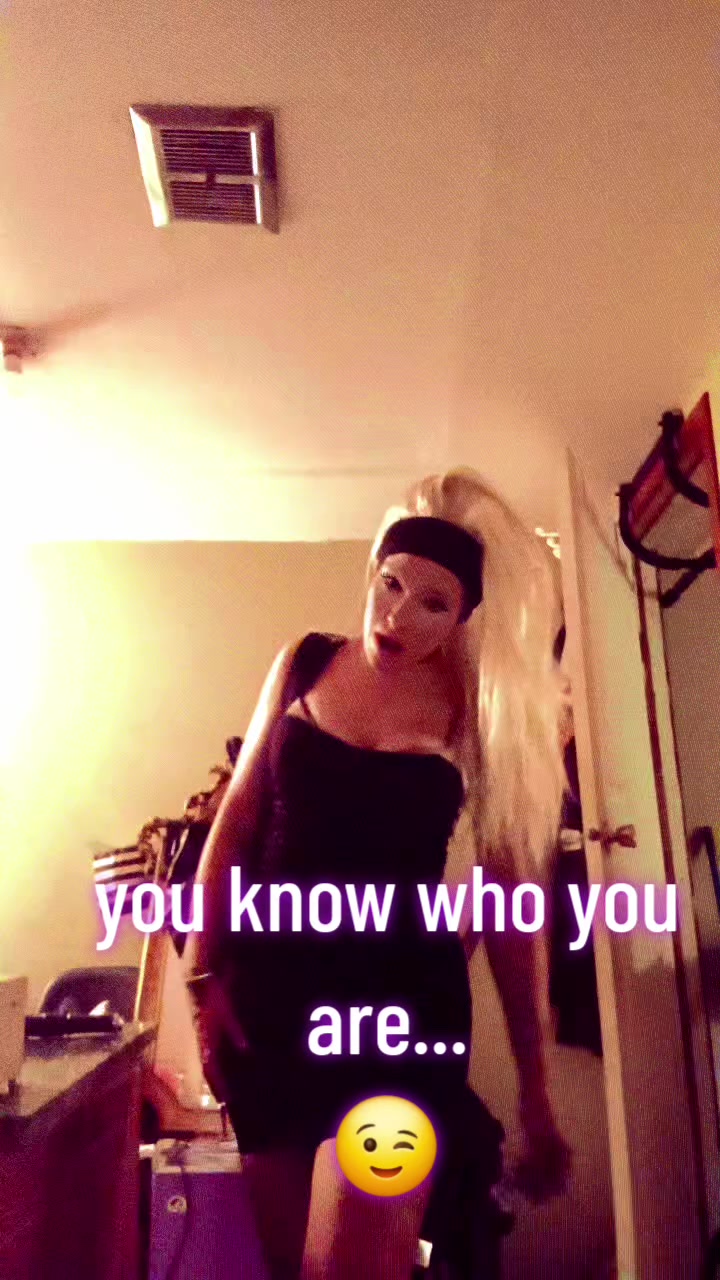 @UrNaughtyLilStepSis♡