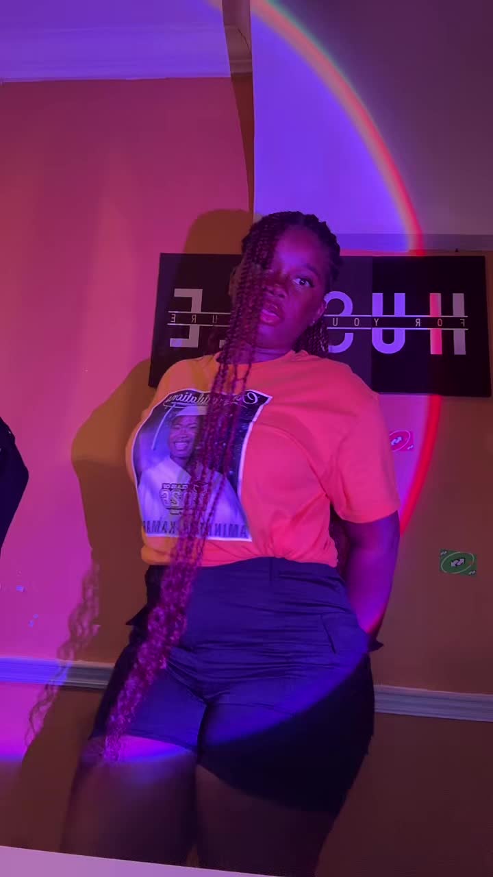 @Chocolate queen 🇸🇱🇺🇸💝👑