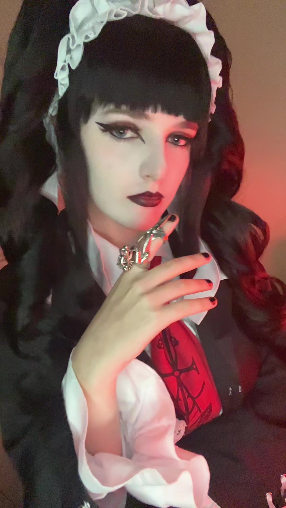 @Elise🧟&zwj;♀️