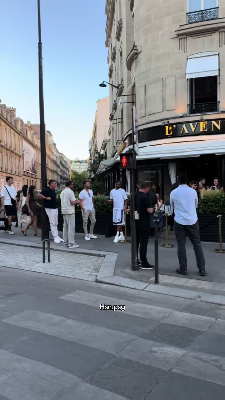 @Hsn.psg
