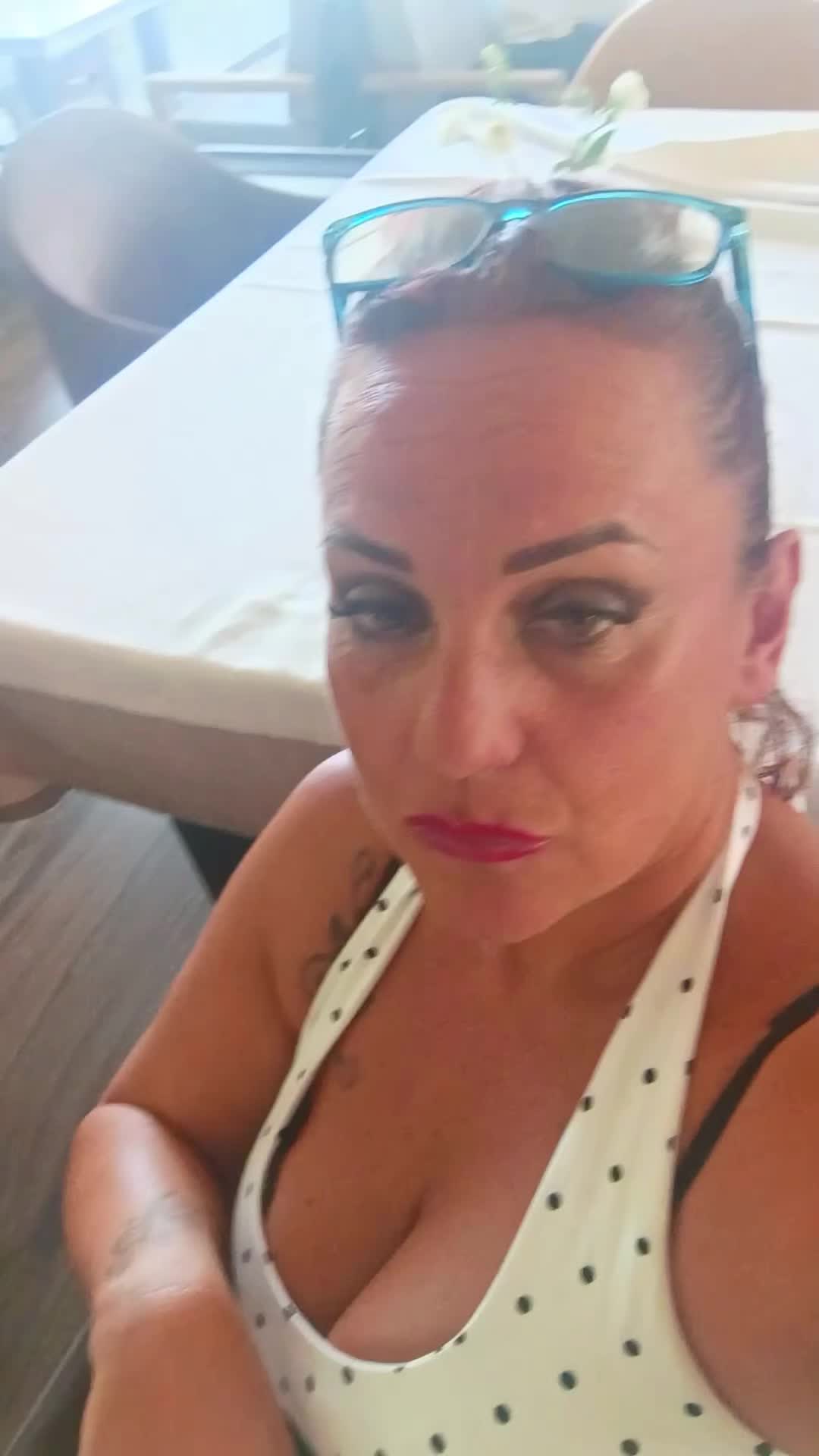@AnnettaAnnetta