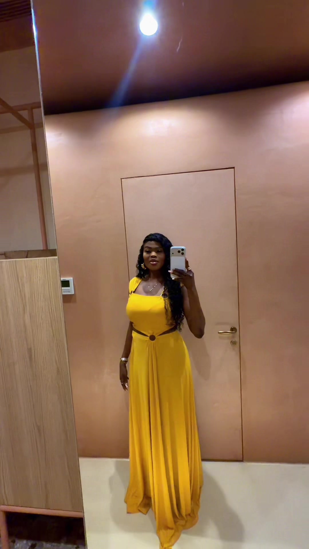 @FEYI