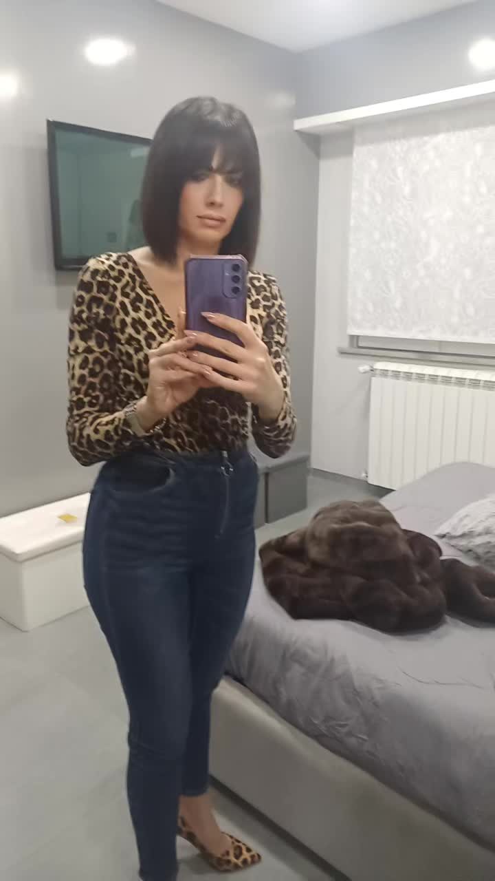 @Valentina