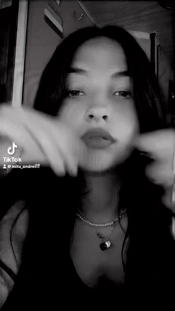 @𝓐𝓷𝓭𝓻𝓮𝓮𝓪 🩷