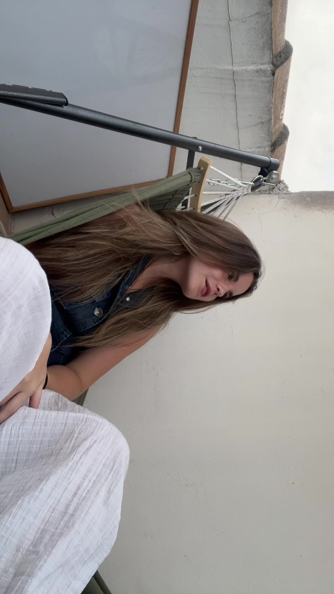 @⠀