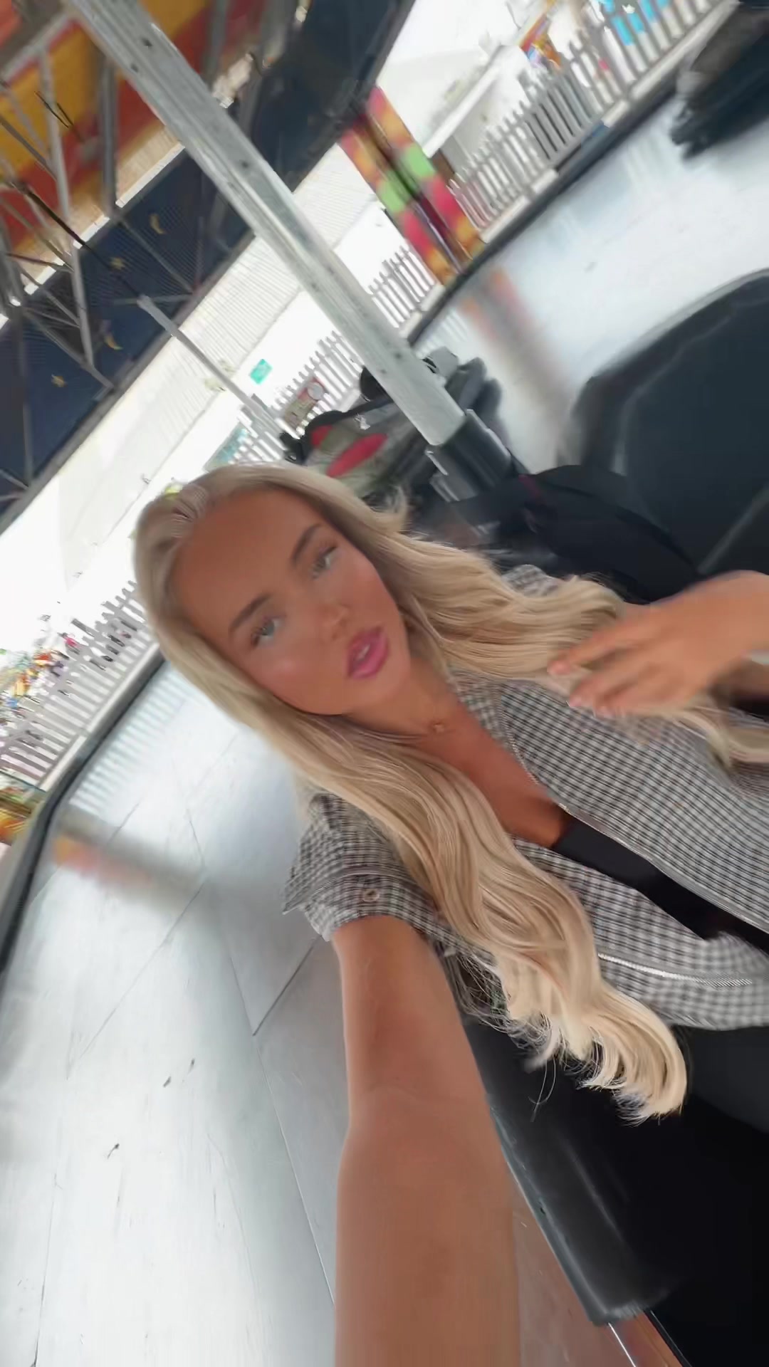 @bellaa